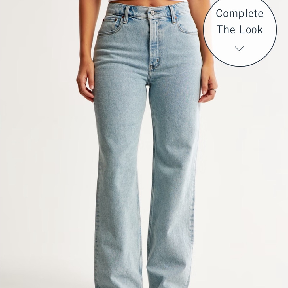ABERCROMBIE | Curve Love High Rise 90s Relaxed Jean in Light